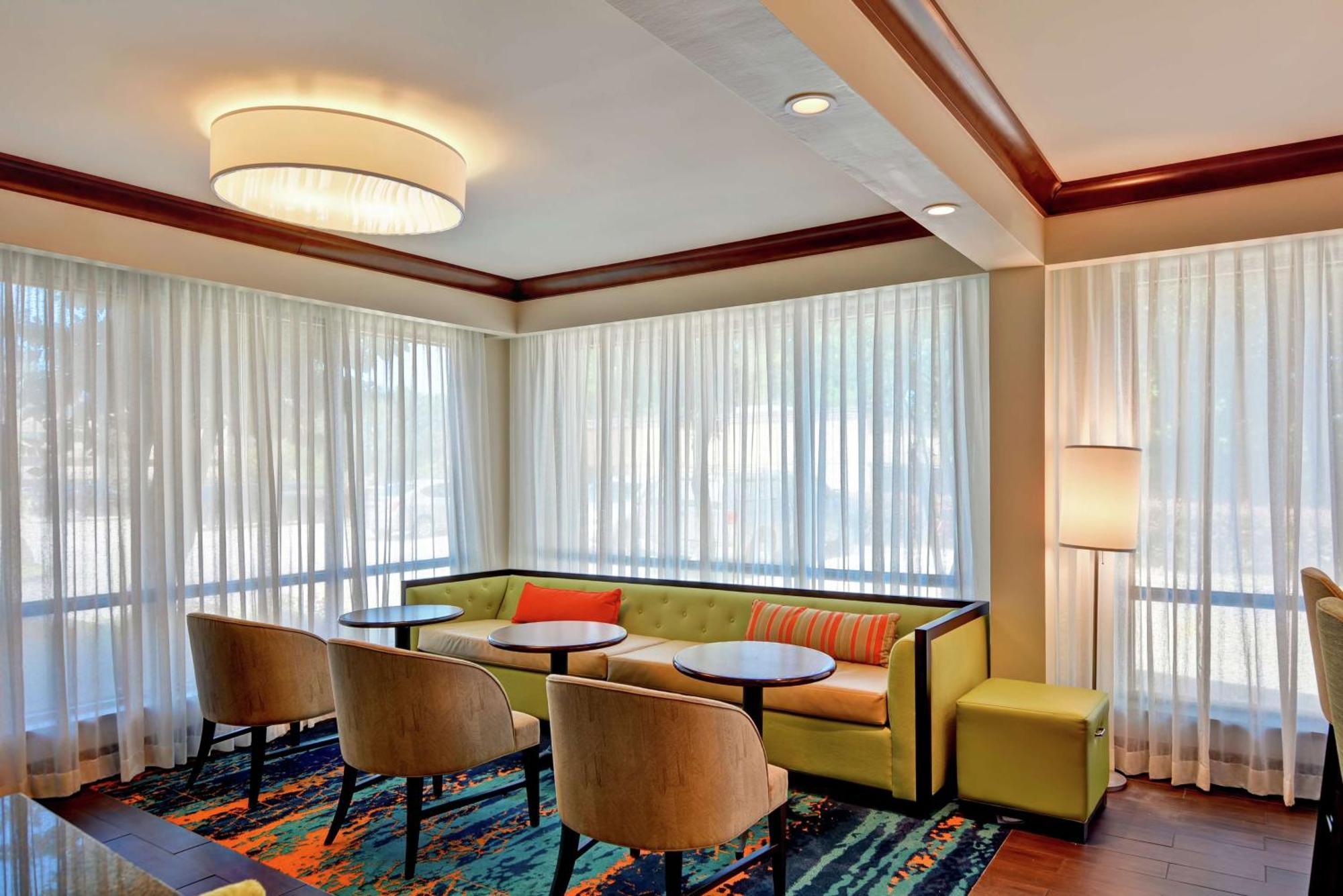 Hampton Inn Birmingham/Mountain Brook Exteriör bild