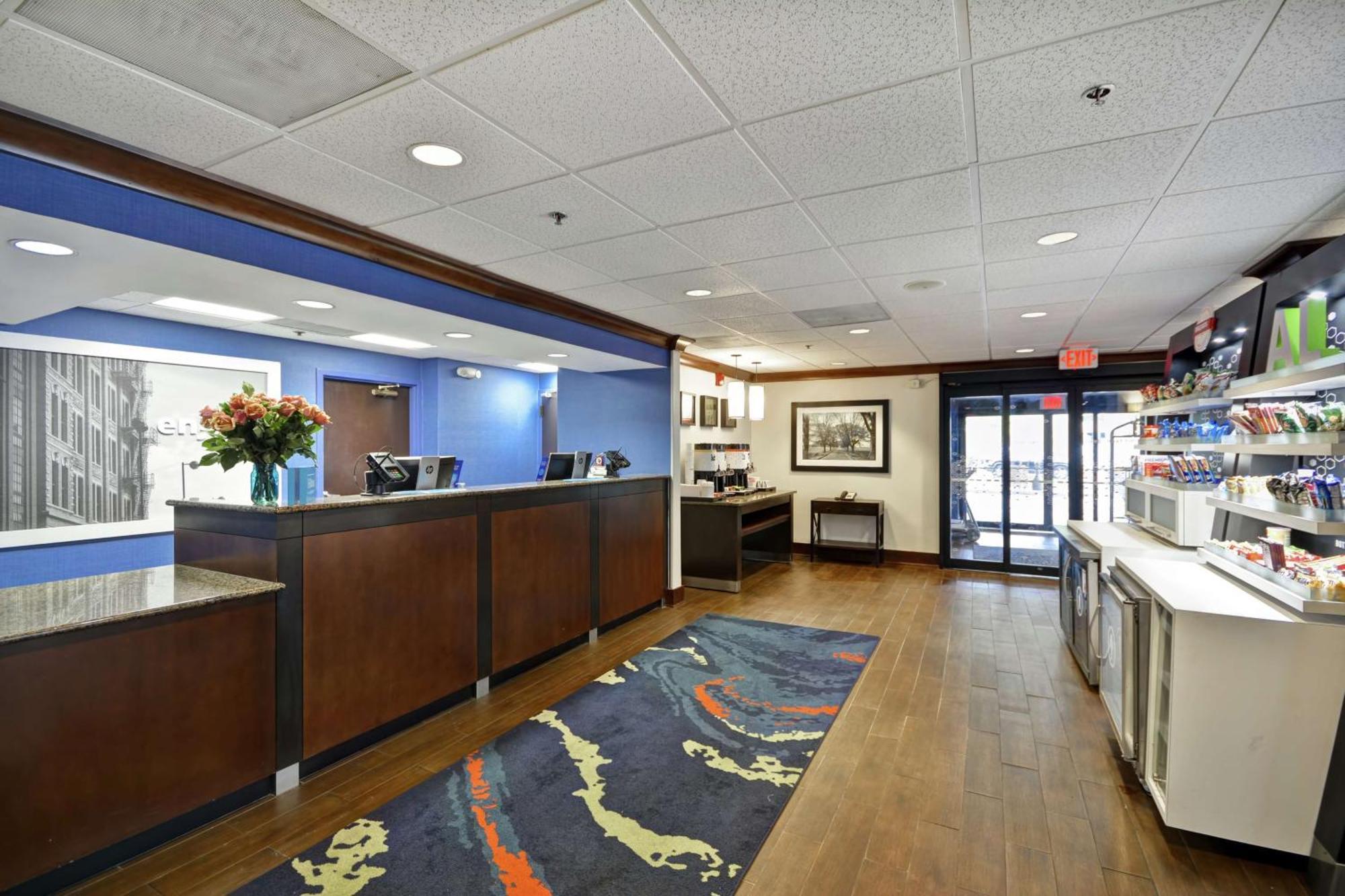 Hampton Inn Birmingham/Mountain Brook Exteriör bild